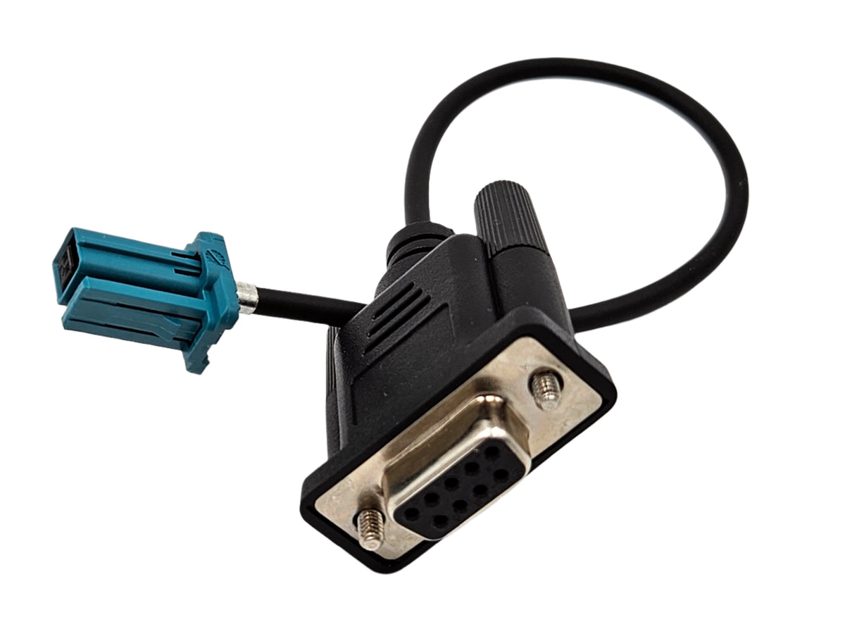 TEMATE net to DSUB9 Adapter detail close up