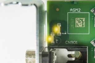 Kvaser Kvaser PCIEcan 4xHS indicator LED lights in yellow alt view